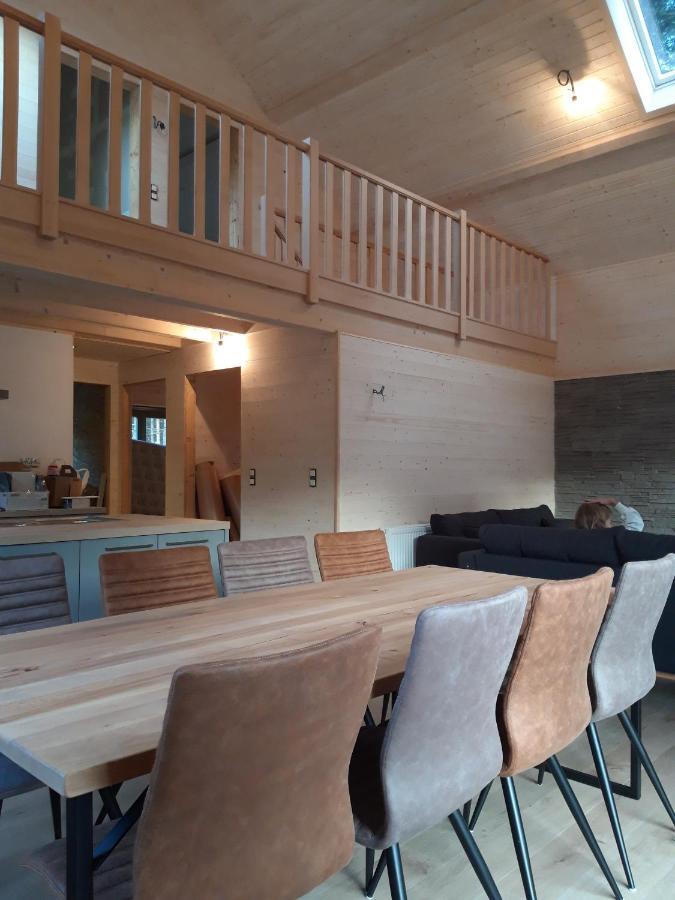 Chalet Tjaffers Lodge Durbuy Esterno foto